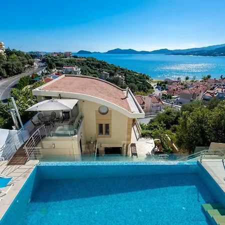 Evian Palaiontsiflikion