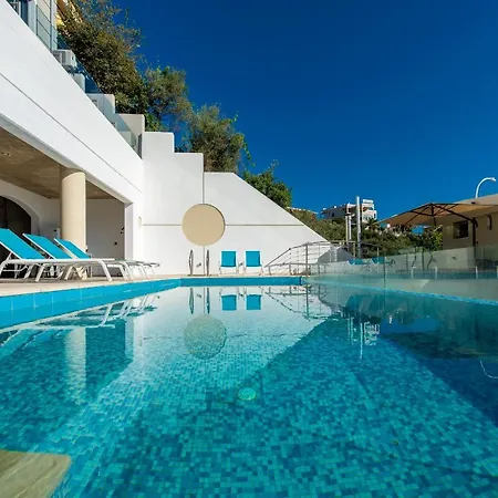 Evian Villa Palaiontsiflikion
