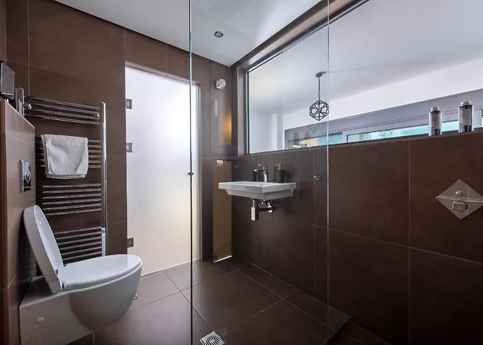 别墅 Evian PalaiónTsiflíkion